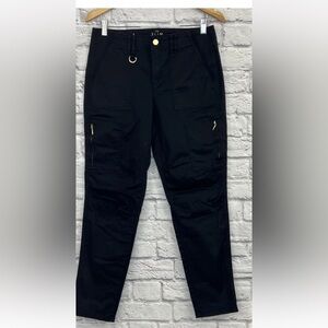 WHITE HOUSE BLACK MARKET BLACK SLIM CROP PANTS SIZE 6